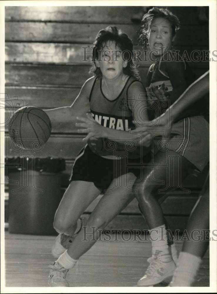 Press Photo Beth Mowins of Central Basketball in Empire State Games at LeMoyne- Historic Images
