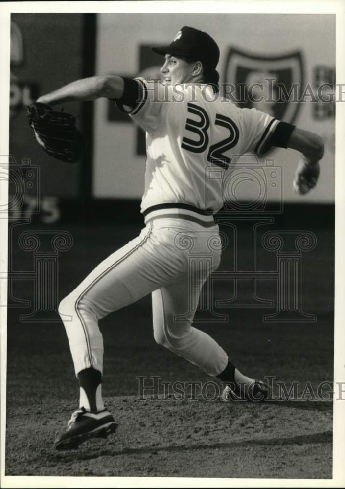 1989 Press Photo Steve Cummings, Chiefs starting pitcher, New York - sys06810- Historic Images