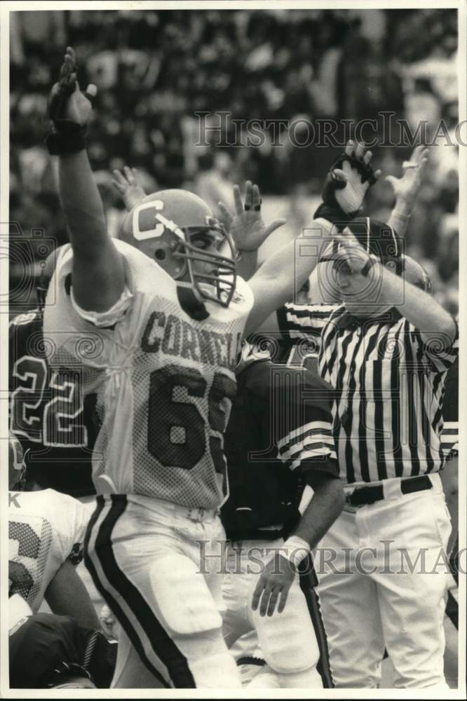 1987 Press Photo Cornell Football Player Doug Langan after Win over Pennsylvania- Historic Images