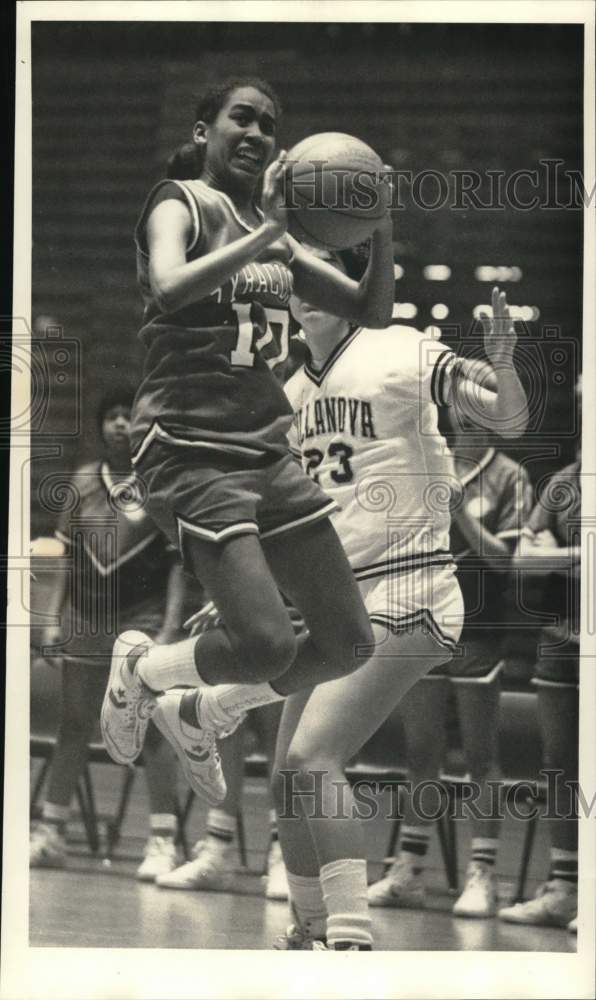 1985 Press Photo Jadeane Daye, Syracuse girls basketball, New York - sys06880- Historic Images