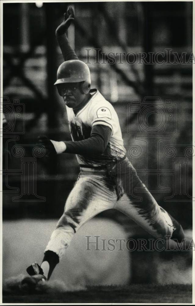 1987 Press Photo Syracuse Chiefs Baseball Player Otis Green at Game Play- Historic Images