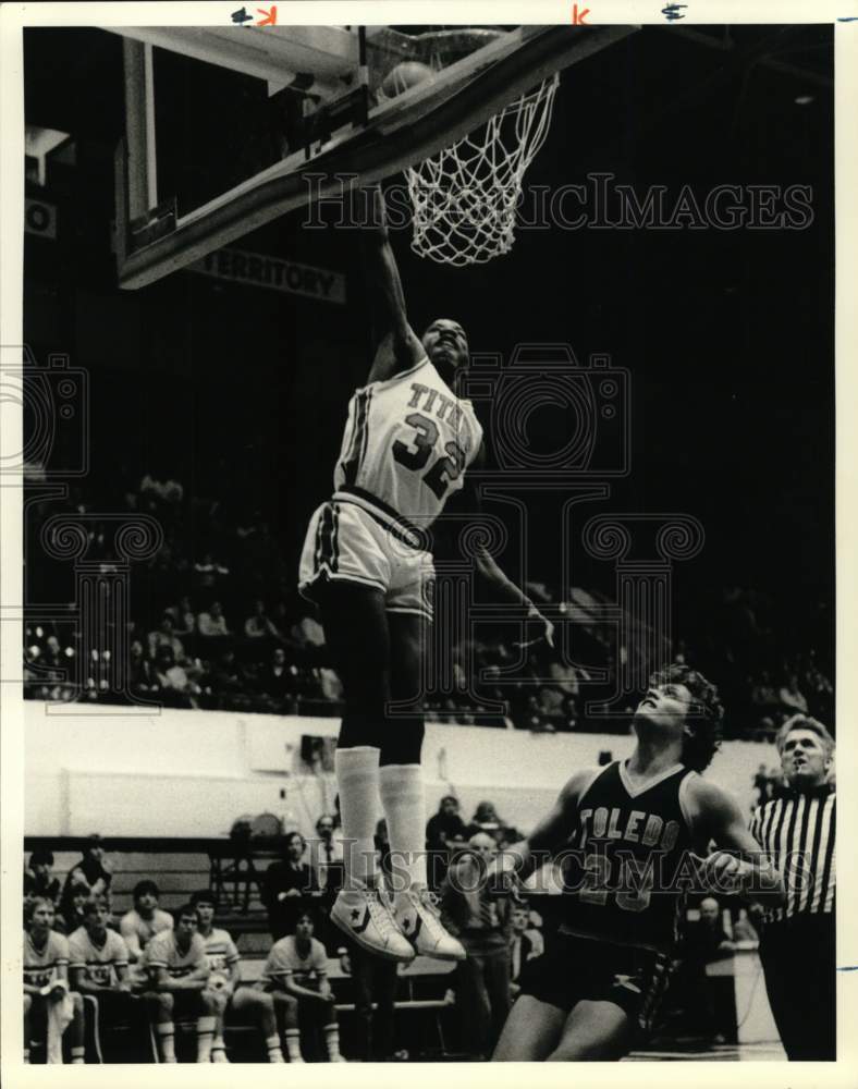 1984 Press Photo Keith Gray, University of Detroit Basketball Player at Game- Historic Images