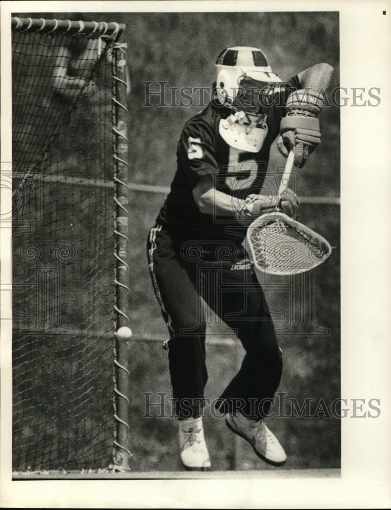 1989 Press Photo UMBC lacrosse goalie Chris Coughlin fails to block shot on goal- Historic Images