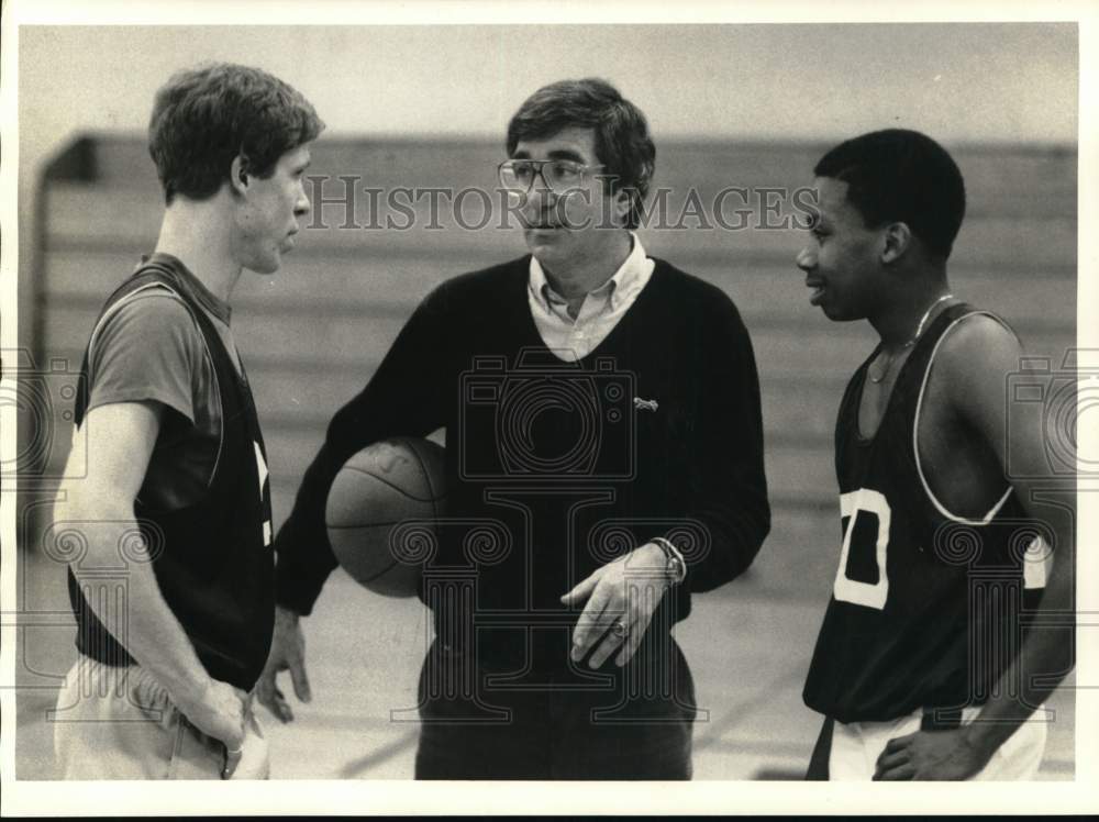 1985 Press Photo Fayetteville-Manlius High School Basketball Walt Munze- Historic Images