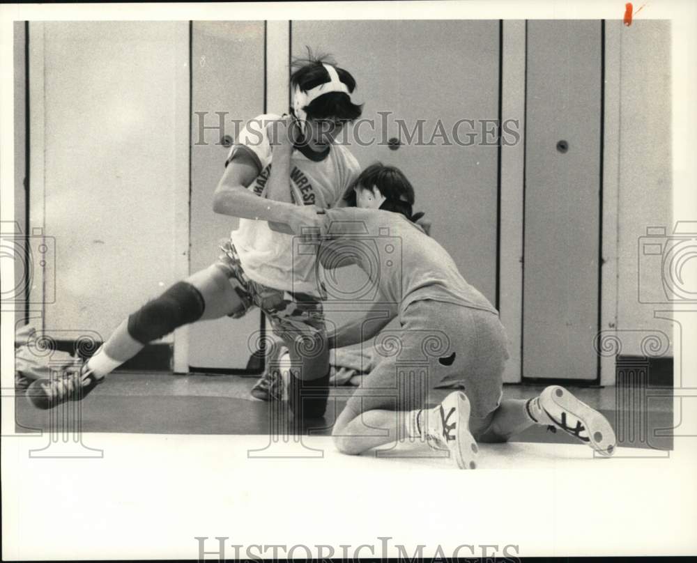 Press Photo Madison Wrestlers Tim Fera and Lenny Combs - sys07899- Historic Images