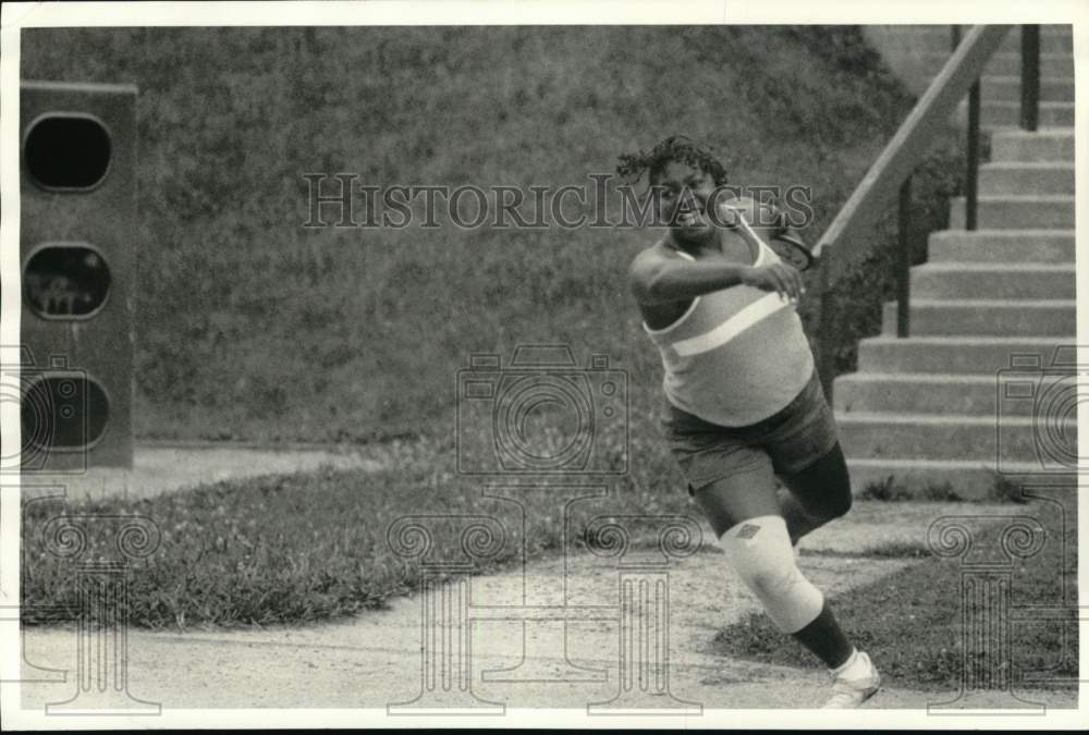 1987 Press Photo Empire State Games, Discus Throw - sys07919- Historic Images