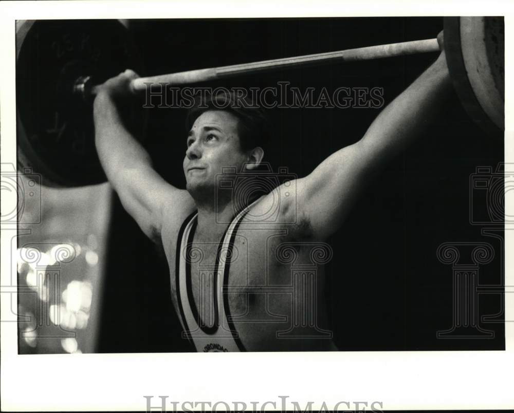 1987 Press Photo Weightlifter Brian Dorn lifts 110 KG during Empire State Games- Historic Images