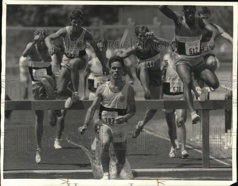 Press Photo Mens Open Division 3000 Meter Steeplechase at Empire State Games- Historic Images