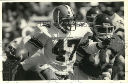 1984 Press Photo Syracuse University Football Player Harold Gayden at Game- Historic Images