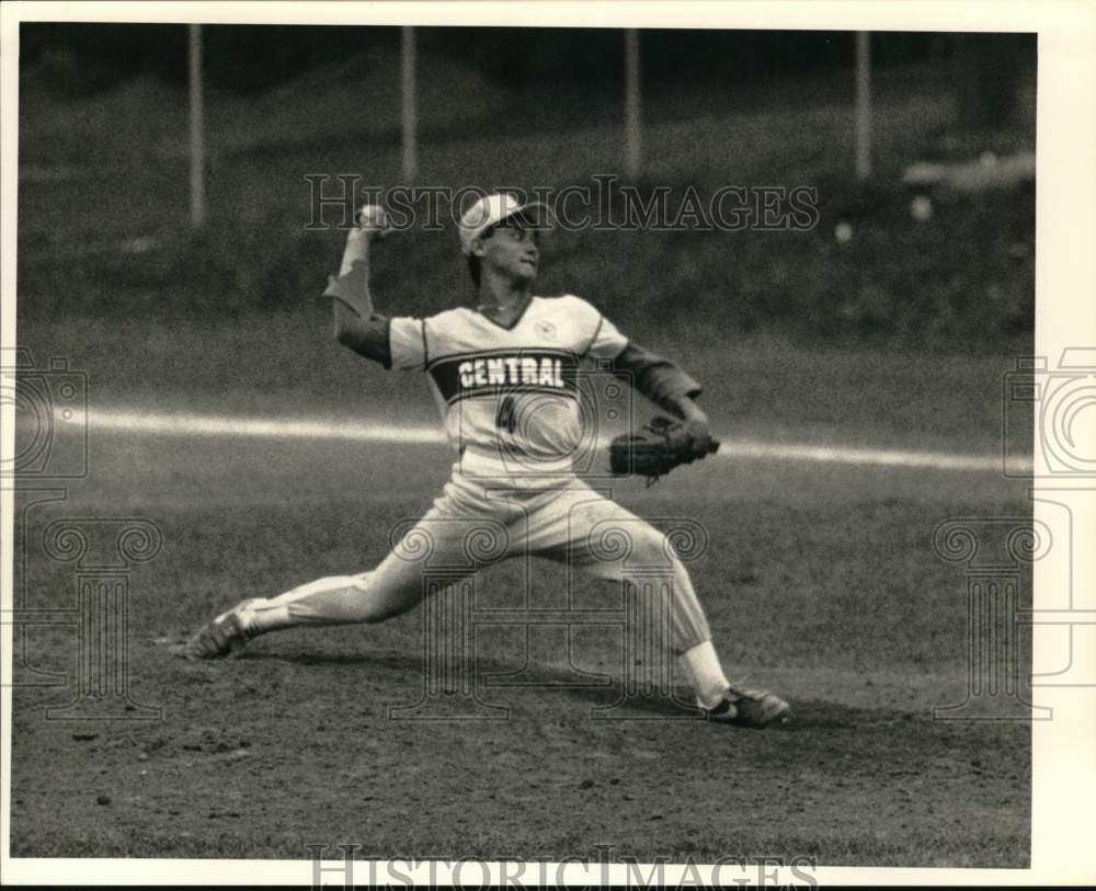 Press Photo Central New York baseball player Joe Szakelski pitches in ESG match- Historic Images