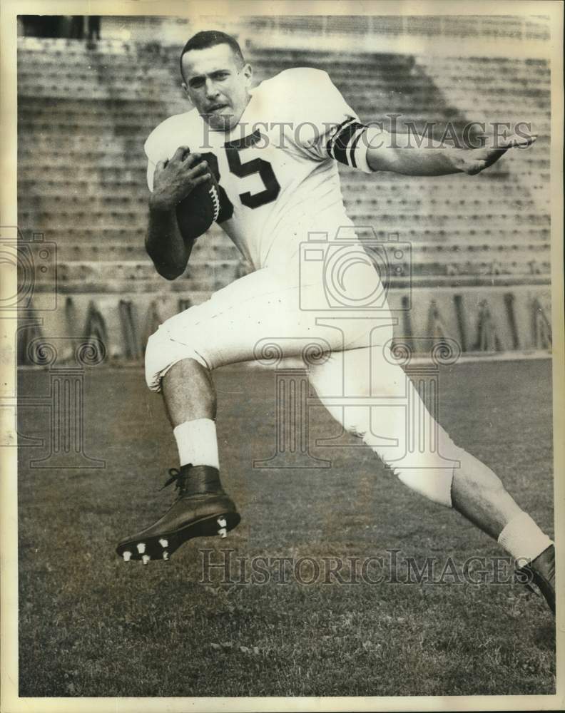 1963 Press Photo Syracuse U football fullback Gary Fallon runs with the ball- Historic Images