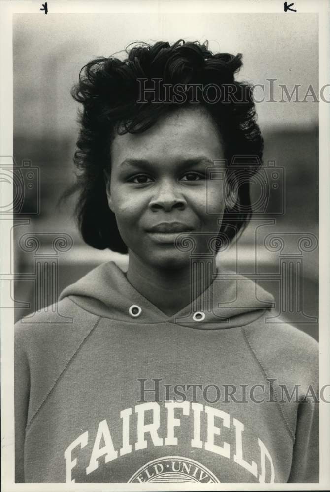 1989 Press Photo Henninger High track sprinter Kenyotta Freeman - sys09996- Historic Images