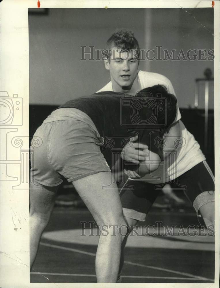 1986 Press Photo Oneida wrestler Cody Bufton - sys10140- Historic Images