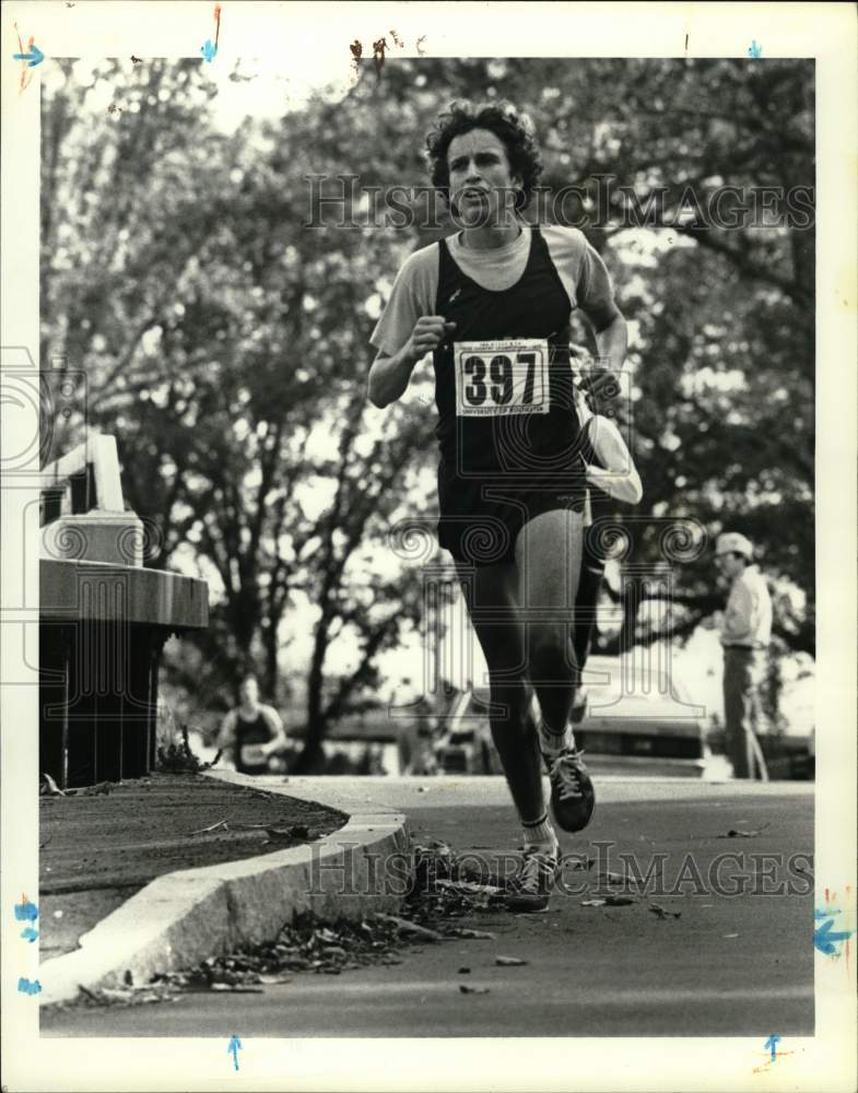 1983 Press Photo University of Rochester cross country runner Tom Tuori- Historic Images