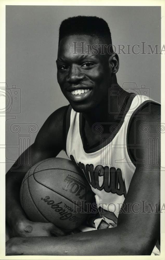 1990 Press Photo Syracuse basketball player Conrad McRae - sys10388- Historic Images