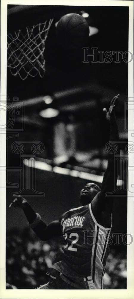 1989 Press Photo Syracuse basketball player Stephen Thompson in Watertown, N.Y.- Historic Images