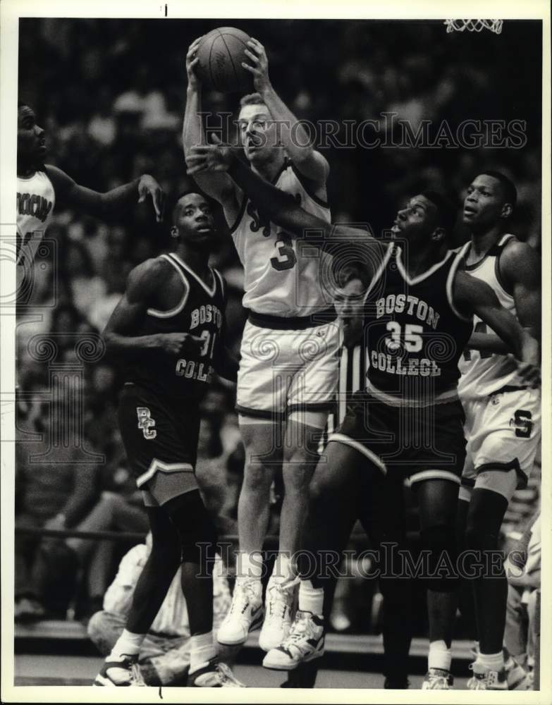 1989 Press Photo Syracuse and Boston College play men&#39;s college basketball- Historic Images