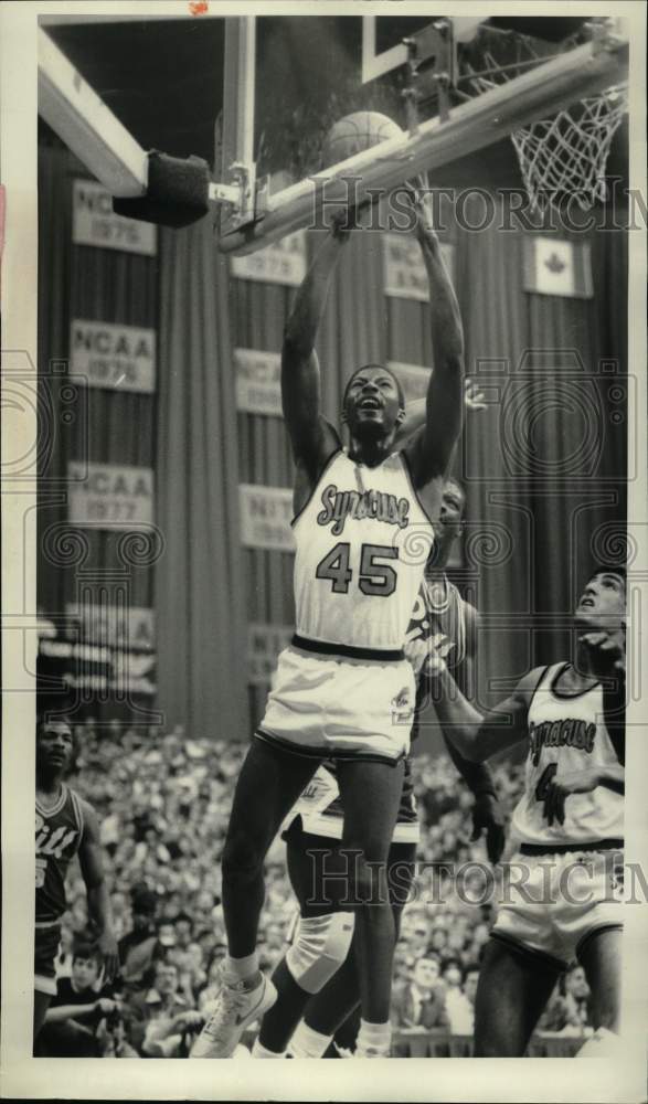 1986 Press Photo Syracuse college basketball player Wendell Alexis in action- Historic Images