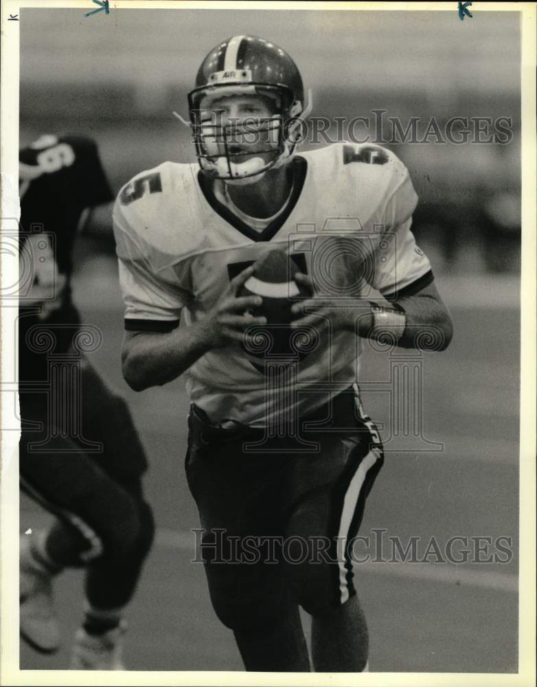 1988 Press Photo Syracuse University football player Todd Philcox in action- Historic Images