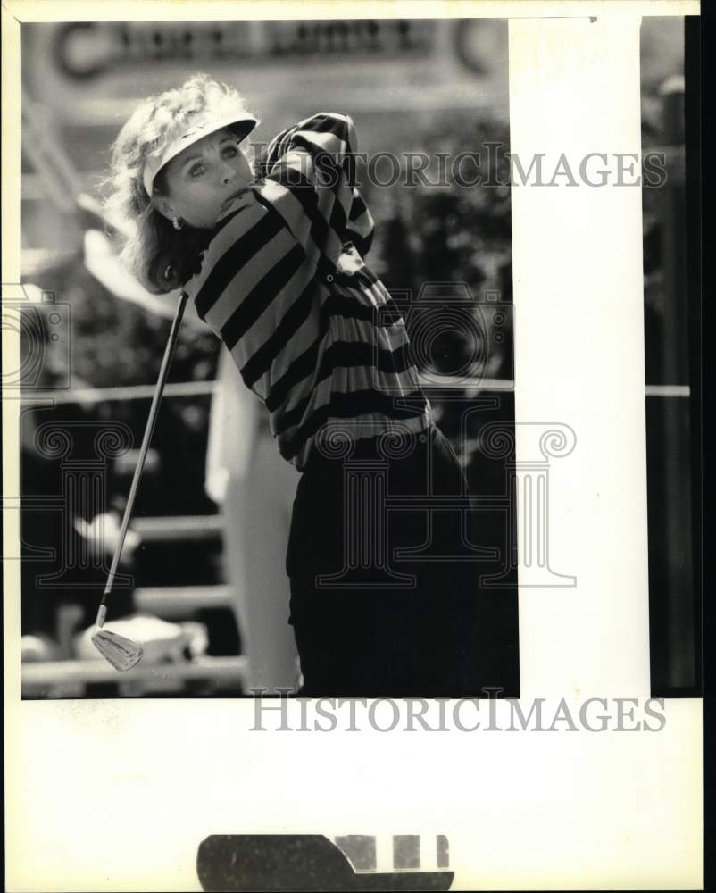 1988 Press Photo Golfer Jan Stephenson plays the Corning Classic- Historic Images