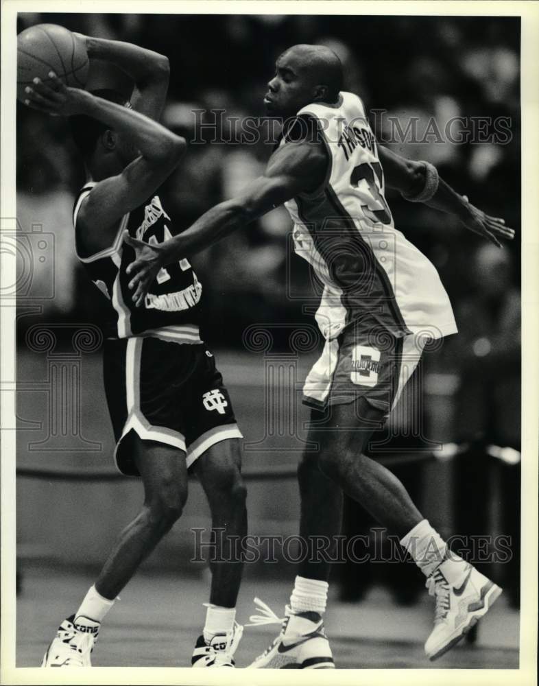 1989 Press Photo Syracuse and Virginia Commonwealth play college basketball- Historic Images