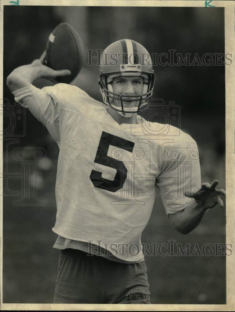 1988 Press Photo Syracuse college football player Todd Philcox at practice- Historic Images