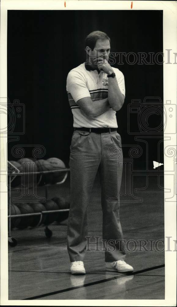 1987 Press Photo LeMoyne basketball John Beilein- Historic Images