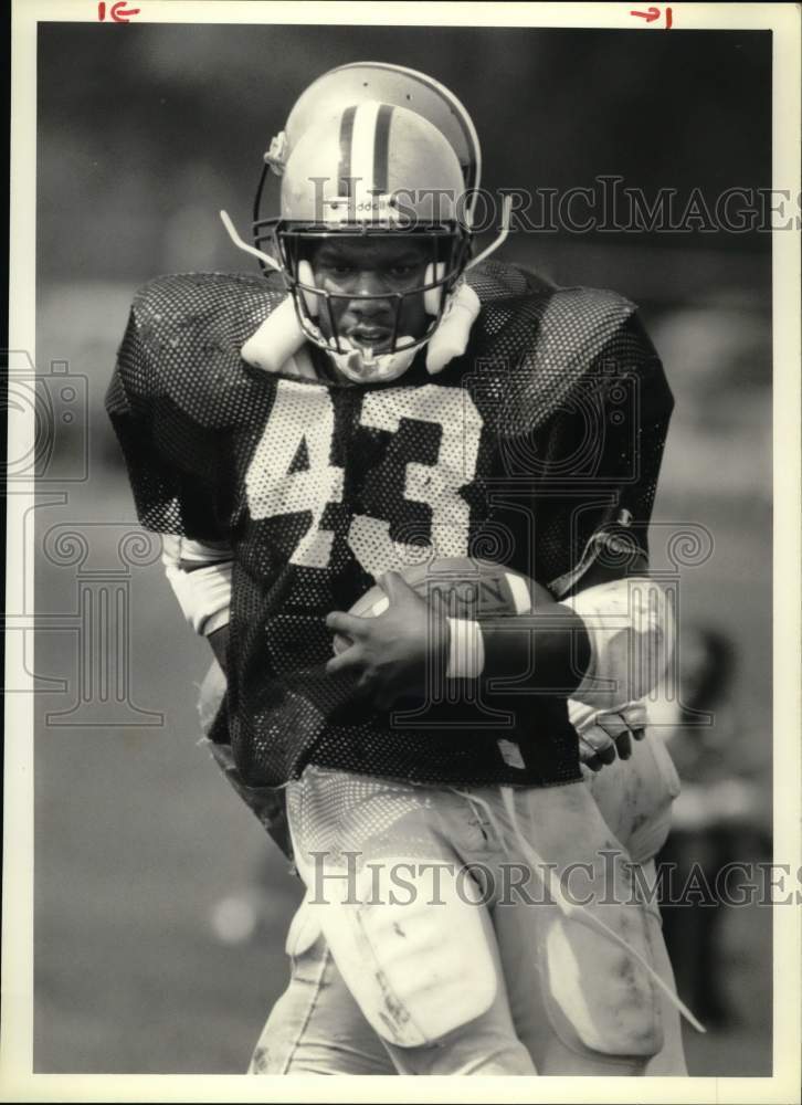 1989 Press Photo Syracuse University Football Player Duane Kinnon- Historic Images