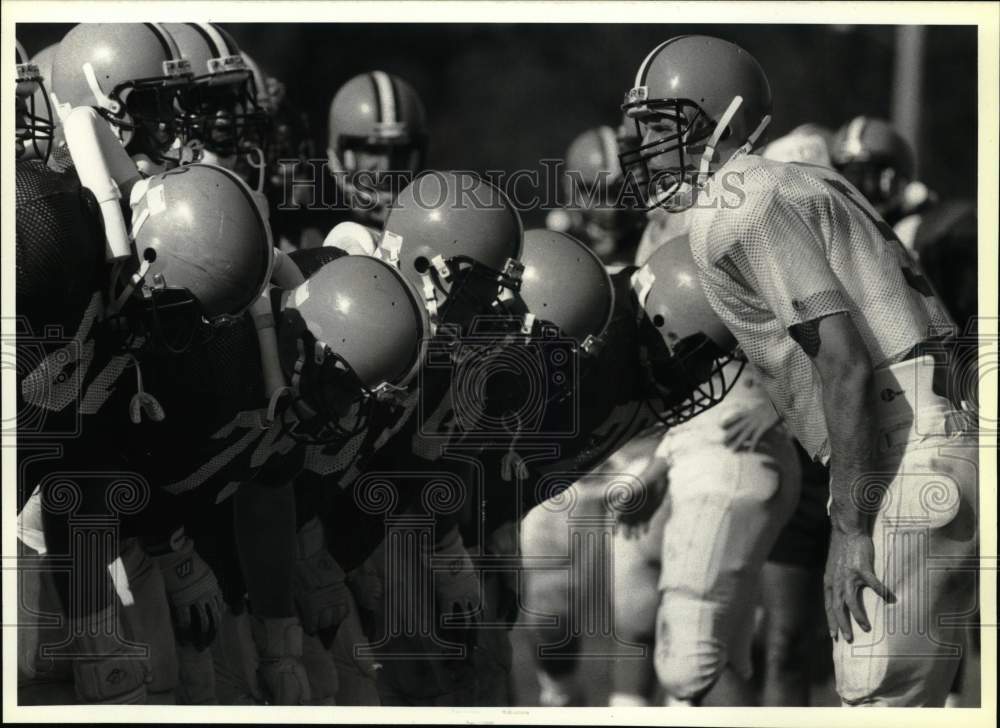 1988 Press Photo Syracuse University Football Team at Coyne Field Practice- Historic Images