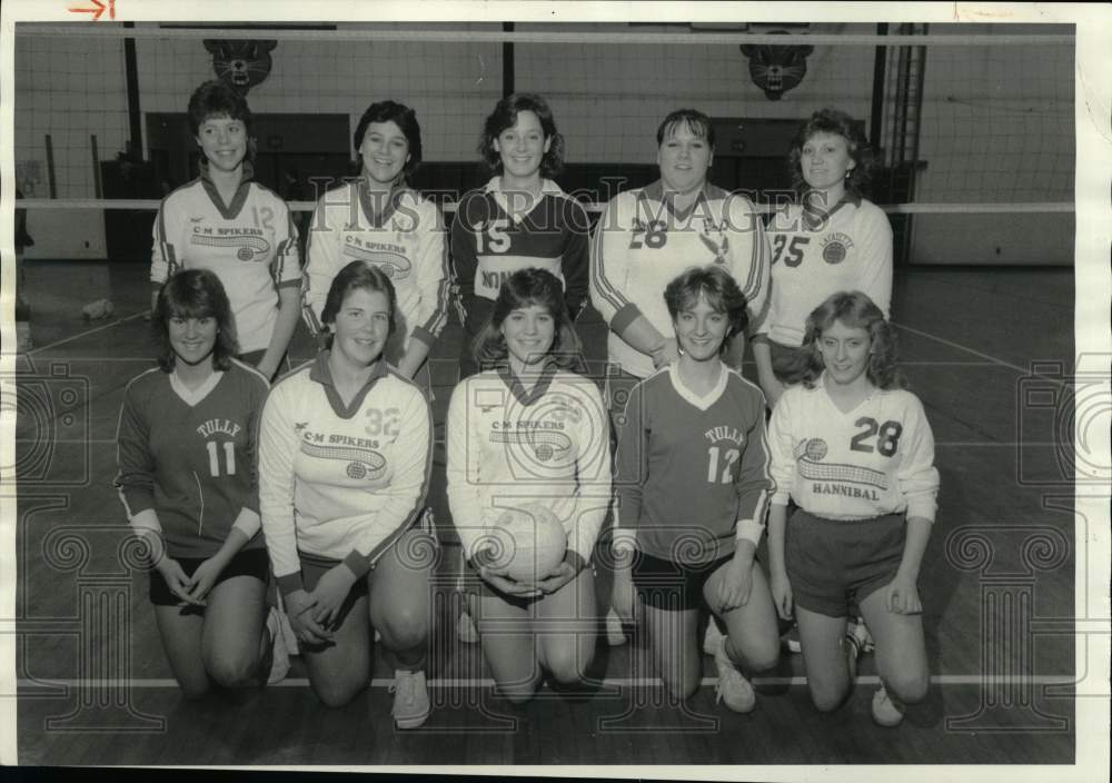 1986 Press Photo Onondaga League South Volleyball All-Stars Pose for Portrait- Historic Images