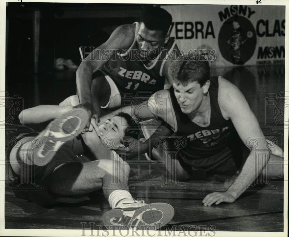 1990 Press Photo Zebra Classic Basketball Players at Nottingham High School- Historic Images