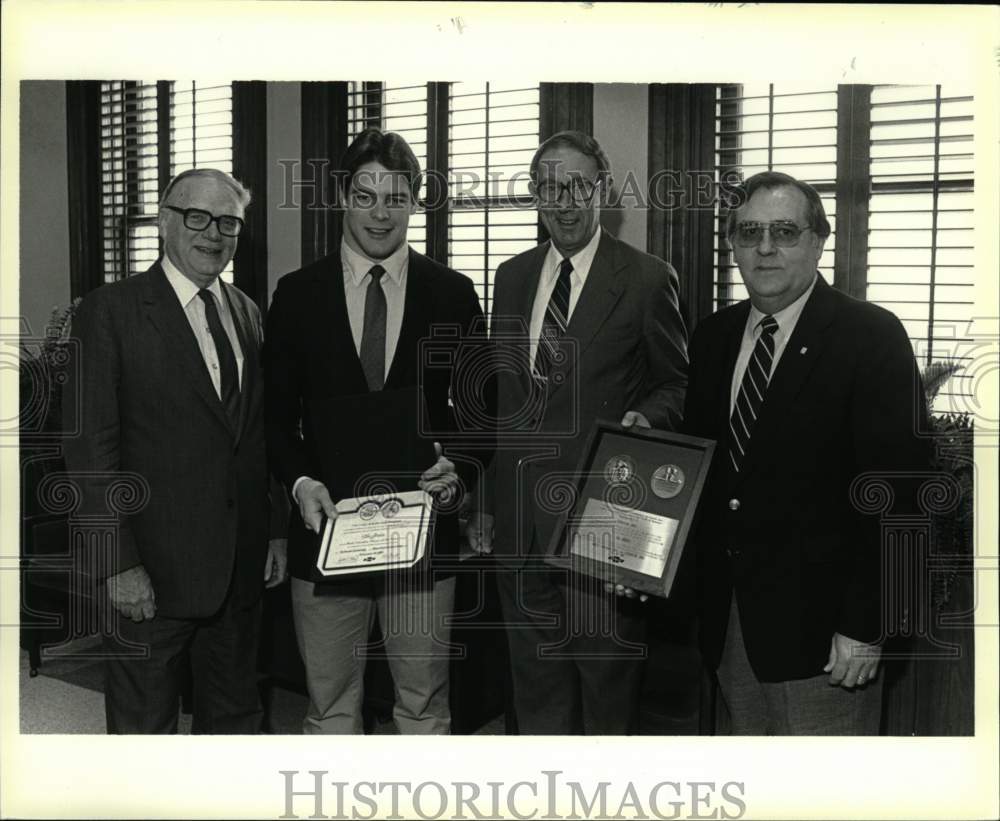 Press Photo Football Player Tim Green at Honors with General Motors Executives- Historic Images