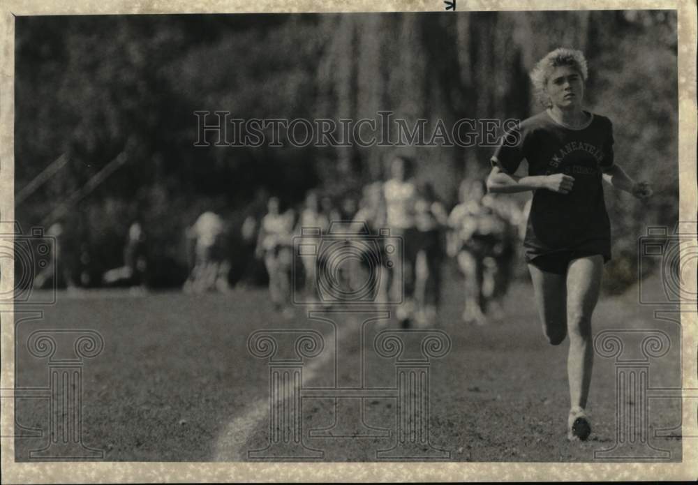 1987 Press Photo Skaneateles School Cross Country Runner Christina Rolleri- Historic Images