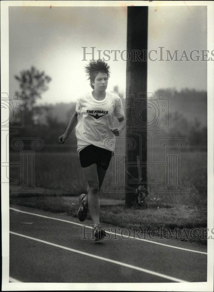 Press Photo Track Star Michelle LaFleur- Historic Images