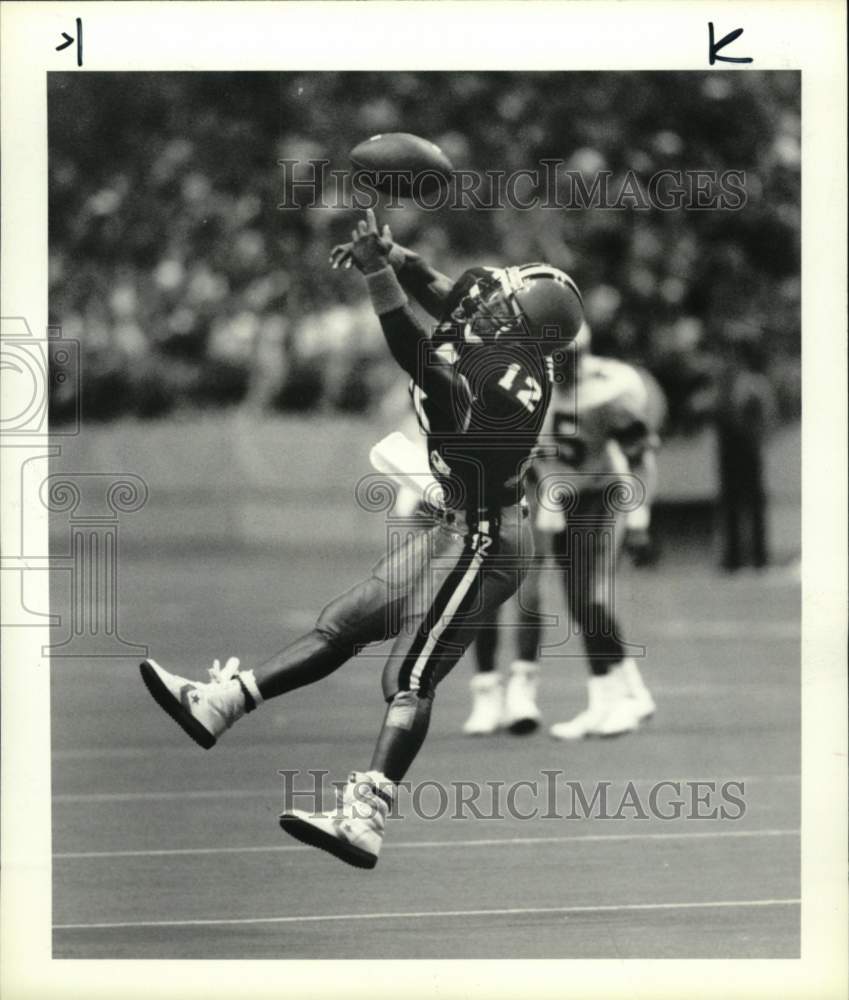 1990 Press Photo Syracuse University Football Player Shelby Hill at Carrier Dome- Historic Images