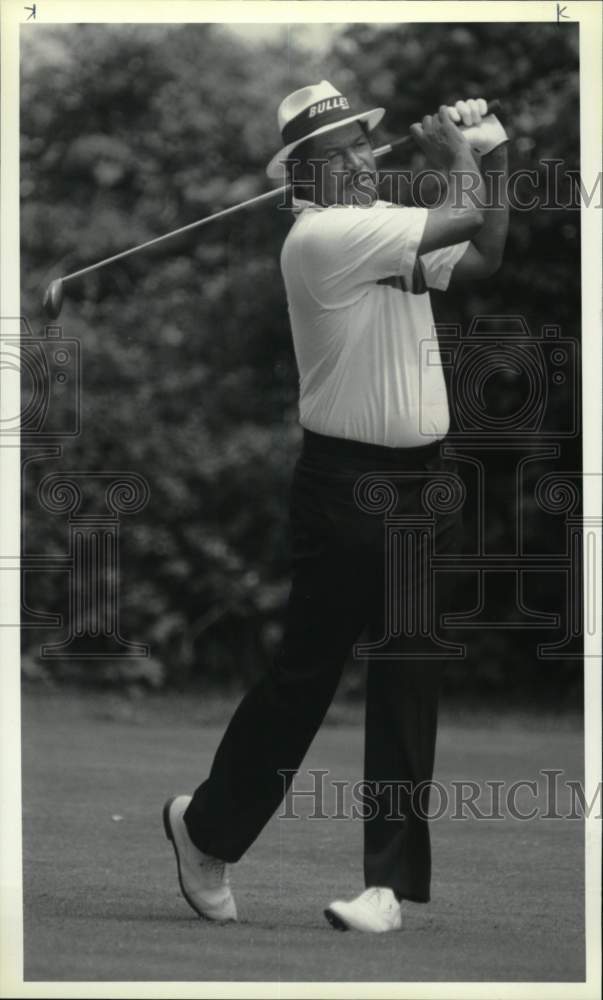 1990 Press Photo Golfer Jim Dent at Mony Syracuse Senior Classic Tournament- Historic Images