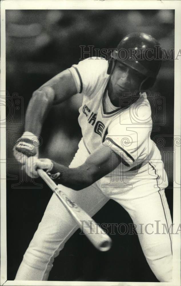 1987 Press Photo Syracuse Chiefs Baseball Player Rob Ducey Batting at Game- Historic Images