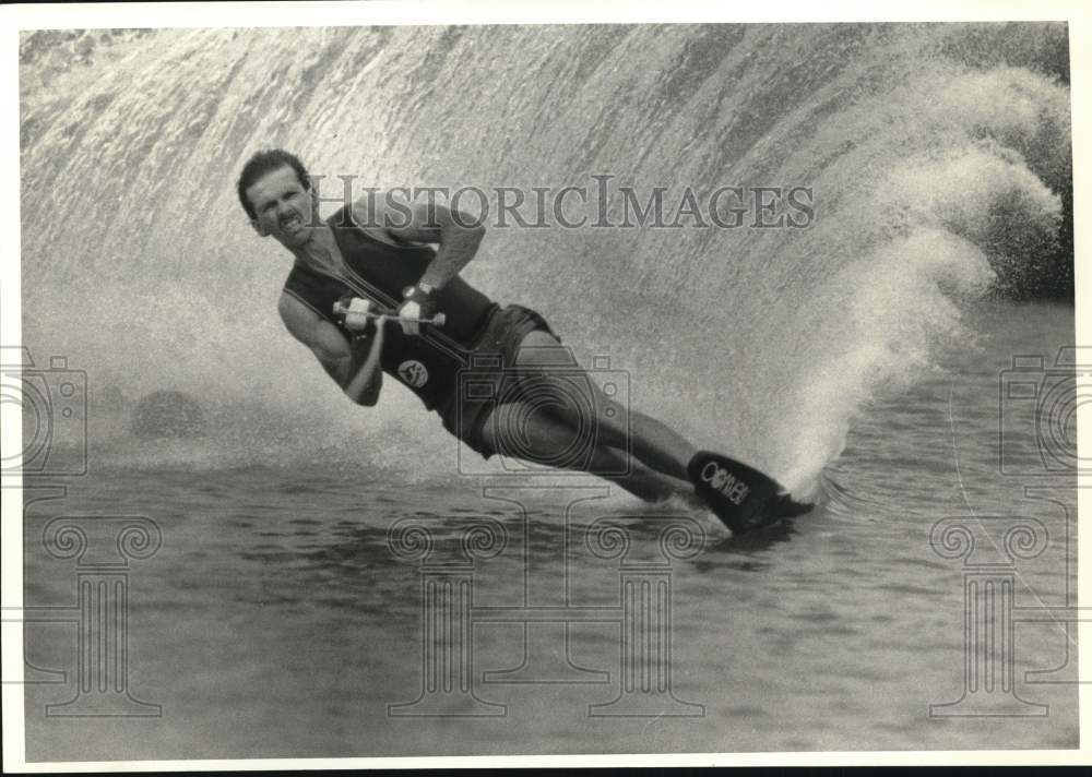 Press Photo Slalom Water Skier- Historic Images