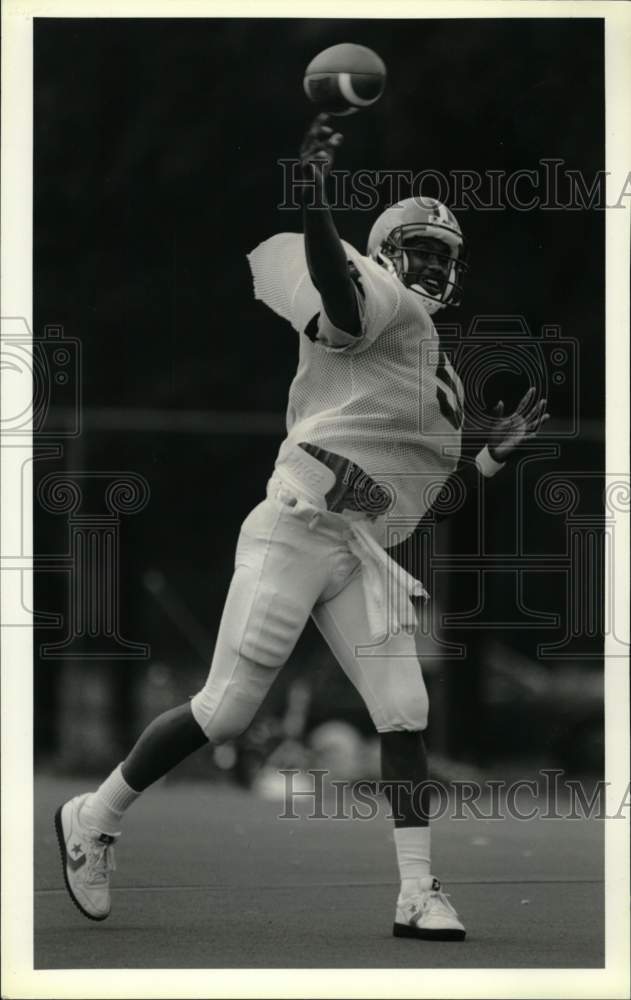 1990 Press Photo Marvin Graves, Syracuse University Football Quarterback- Historic Images