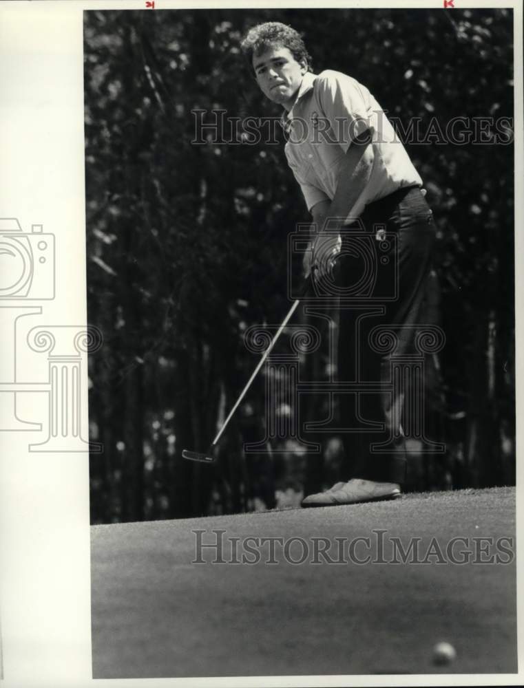 1987 Press Photo Chris McCarthy, plays in Northeastern Invitational golf tourney- Historic Images