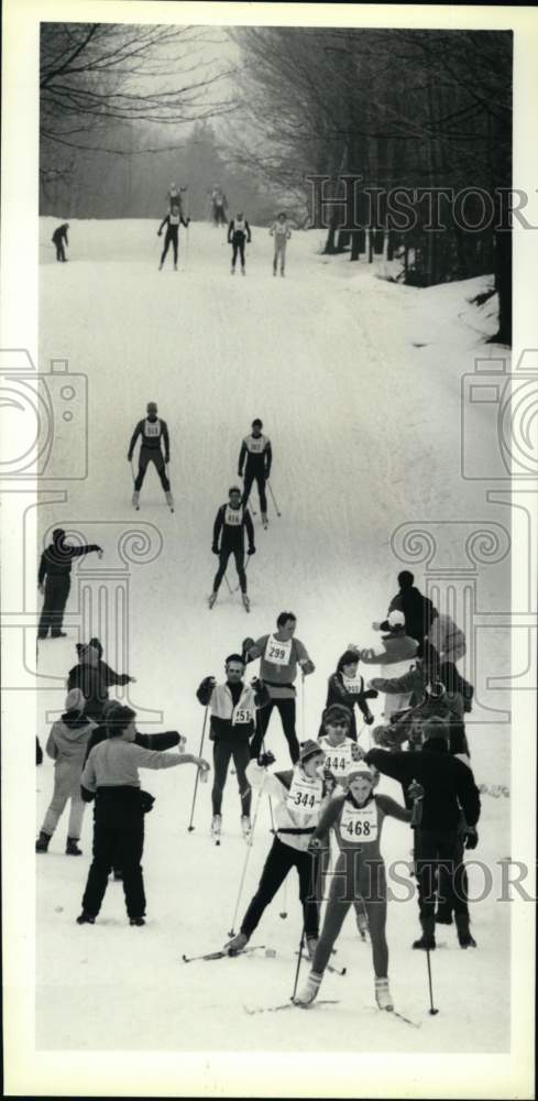 1990 Press Photo Competitors in the Tug Hill Tourathon Cross Country Ski Race- Historic Images