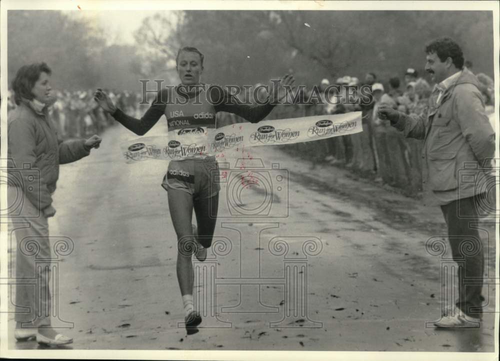 1986 Press Photo Grete Waitz wins the Freihoffer 10K run for women- Historic Images