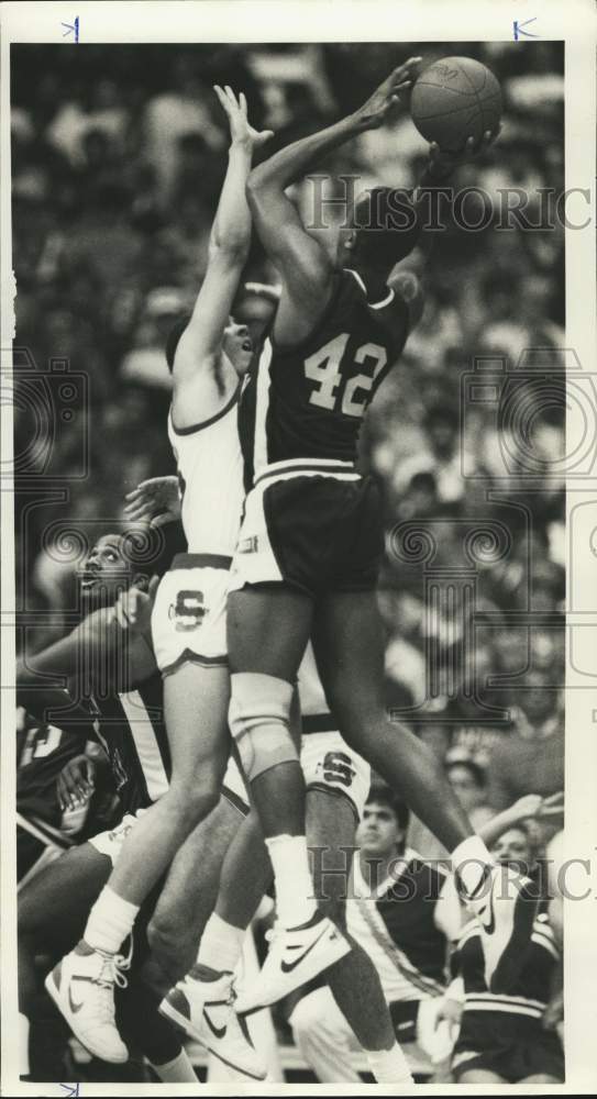 1987 Press Photo Syracuse University and Western Kentucky Basketball Players- Historic Images