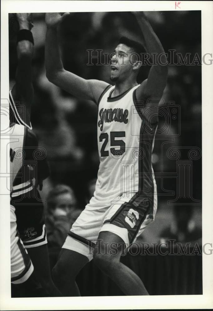 1990 Press Photo Syracuse University&#39;s Player LeRon Ellis- Historic Images