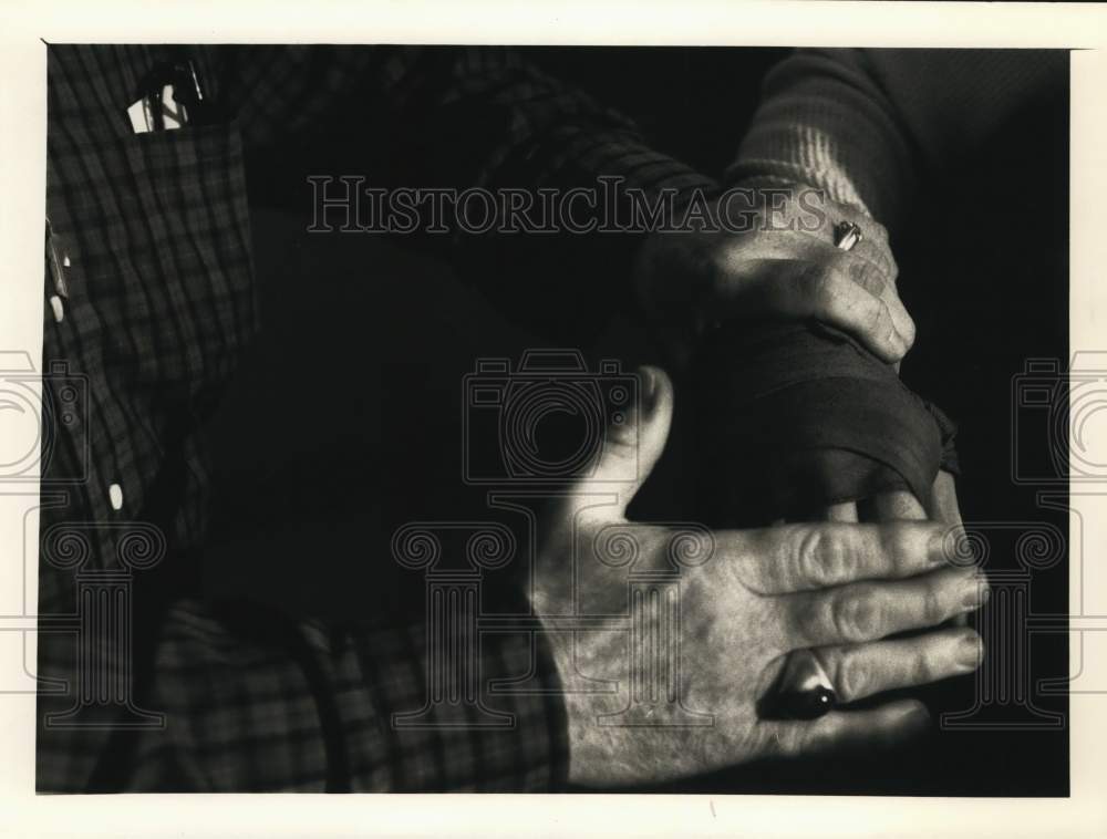 Press Photo Boxing Red Erwin Showing Hand Instructions to Boxer- Historic Images