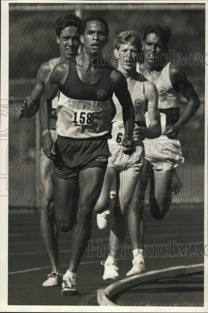 1987 Press Photo Benny MacIntosh in the 5000m Open Mens in Empire State Games- Historic Images