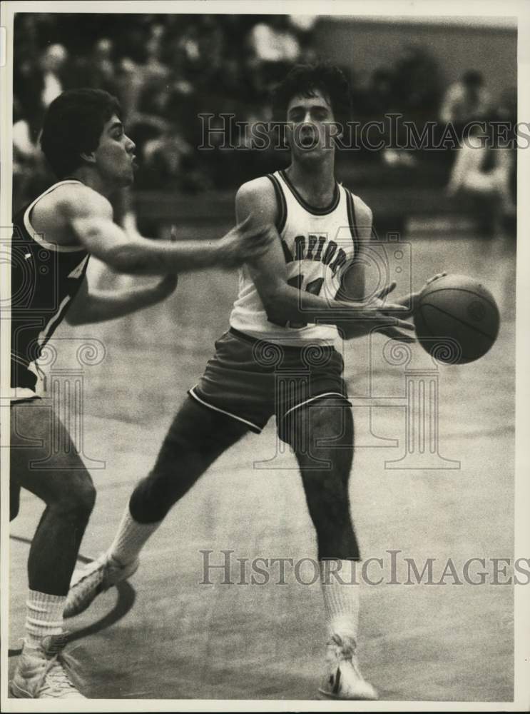 1983 Press Photo Pete DeFazio, Liverpool Basketball Player- Historic Images