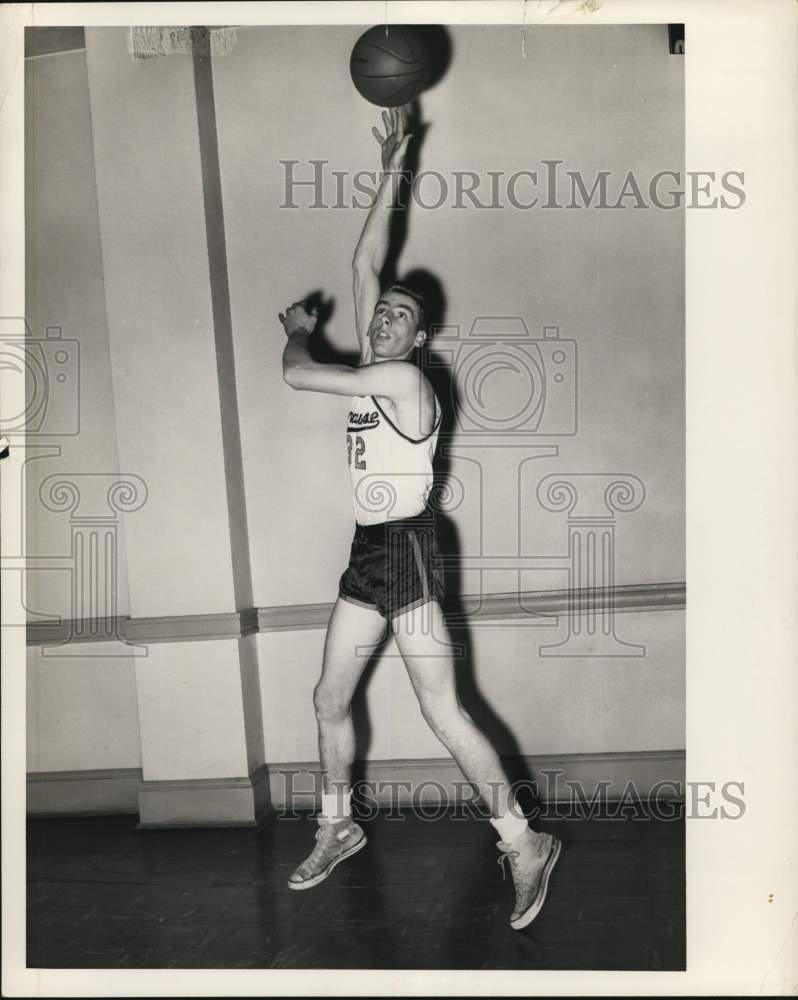 Press Photo Syracuse University Basketball Player Ron Gillespie of Waterford- Historic Images