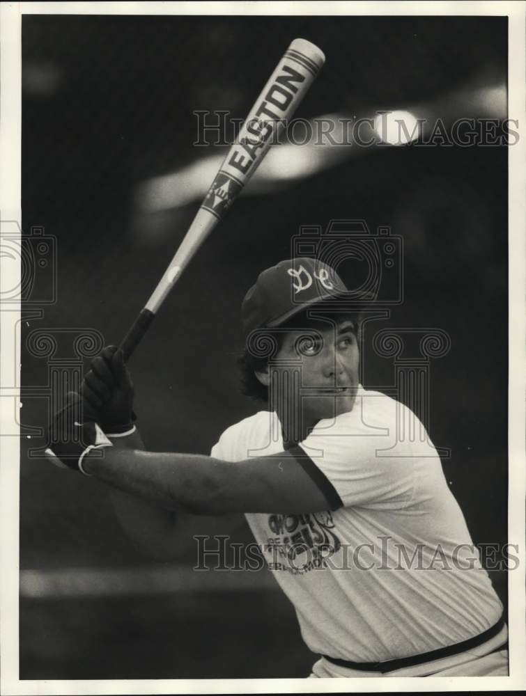 1986 Press Photo Baseball player, Bob Kappesser of Auburn at bat.- Historic Images