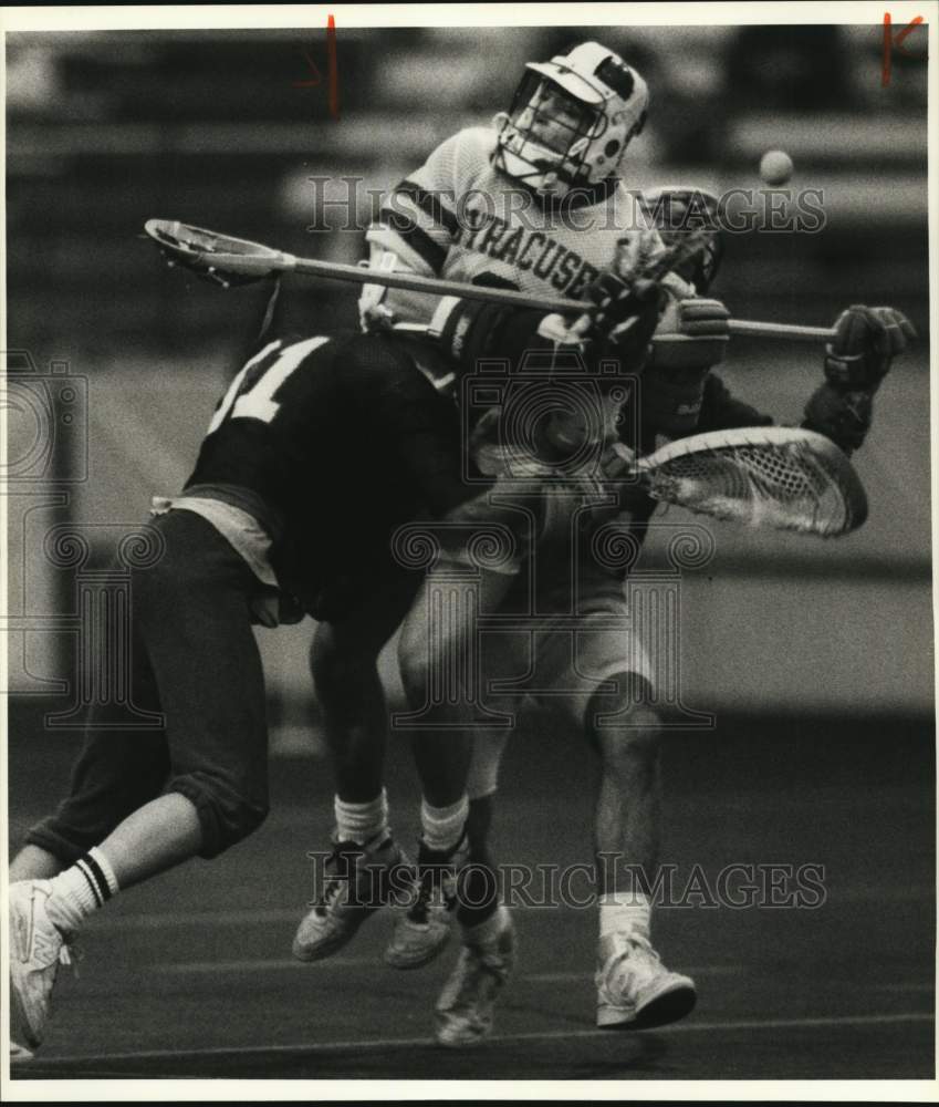 1988 Press Photo Syracuse &amp; Brown Universities Play Lacrosse Game- Historic Images